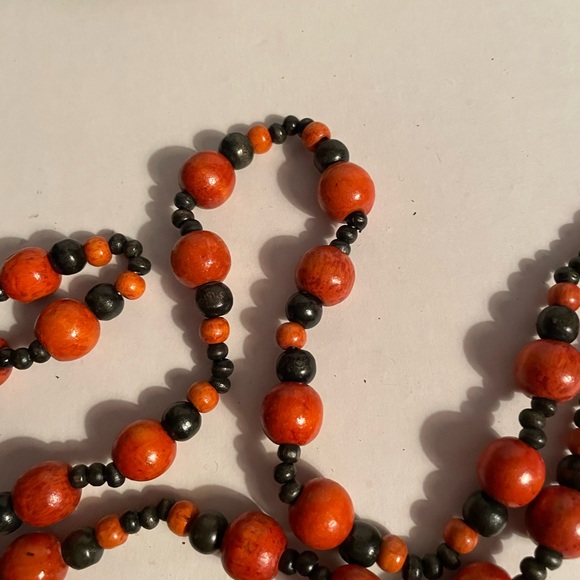 Bead Garlands for Decorating Tree/Tabletop/Mantel.  Set of 2.  Orange/Black - Picture 3 of 8